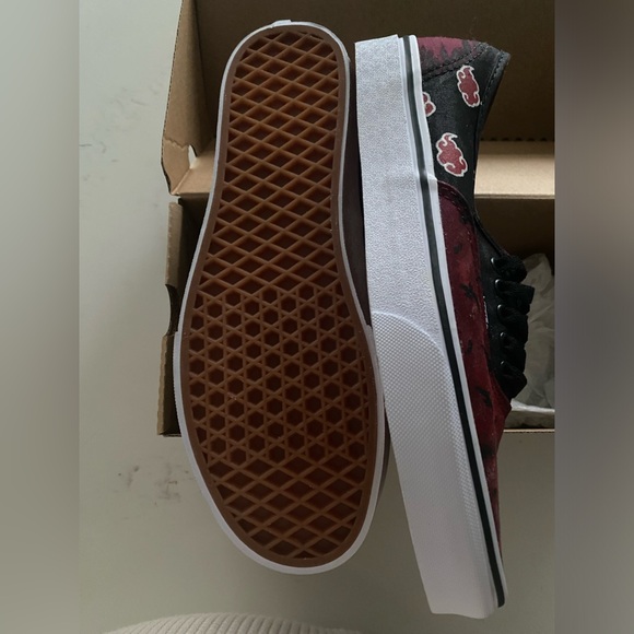 NWT Custom hand painted Vans shoes - Picture 7 of 12